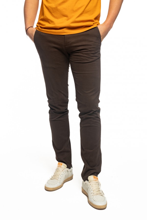 Pantalon chino chocolat 