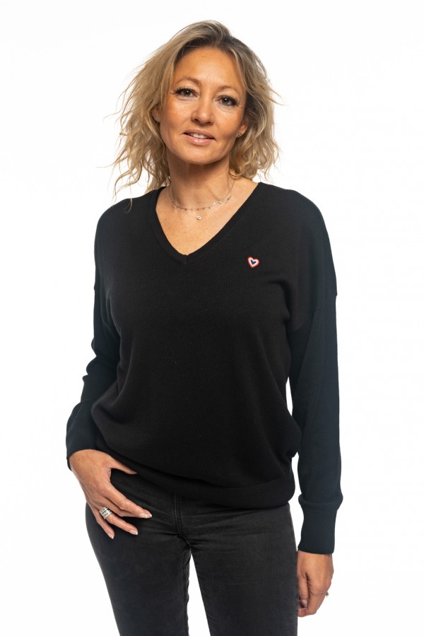 Pull col V noir en lyocell